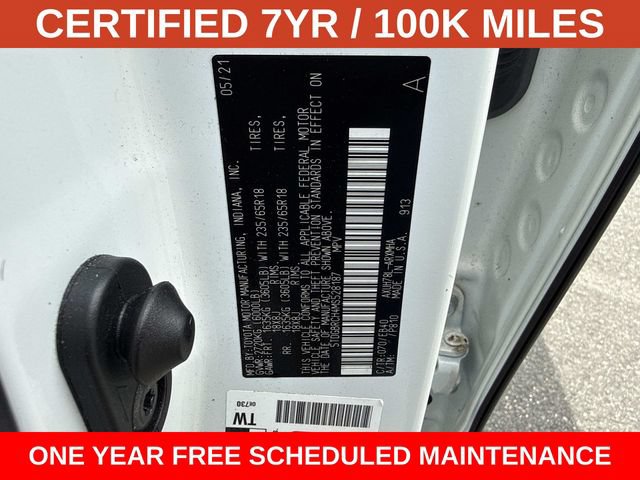 Used 2021 Toyota Highlander XLE AWD/4WD image 30
