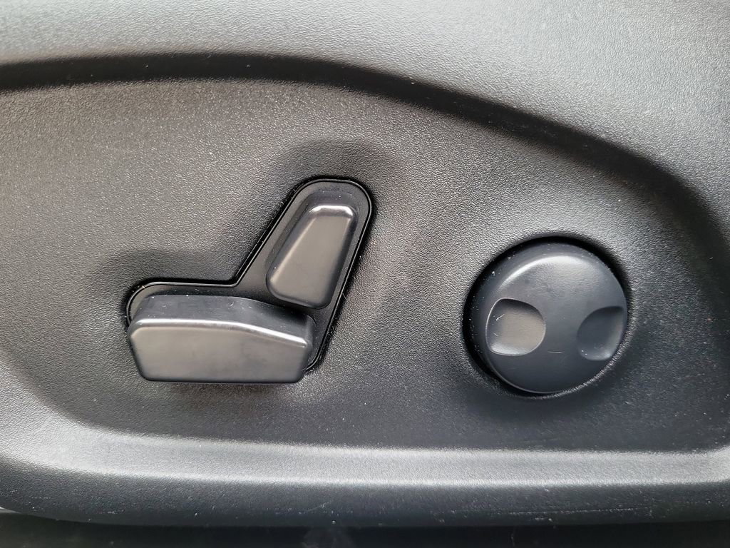 Used 2023 Jeep Compass Altitude w/ Sun and Sound Group image 22