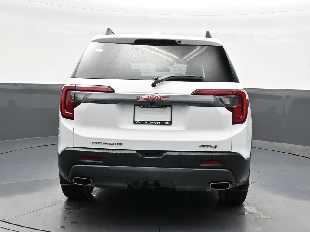 Used 2023 GMC Acadia AT4 w/ Technology Package AWD/4WD image 4