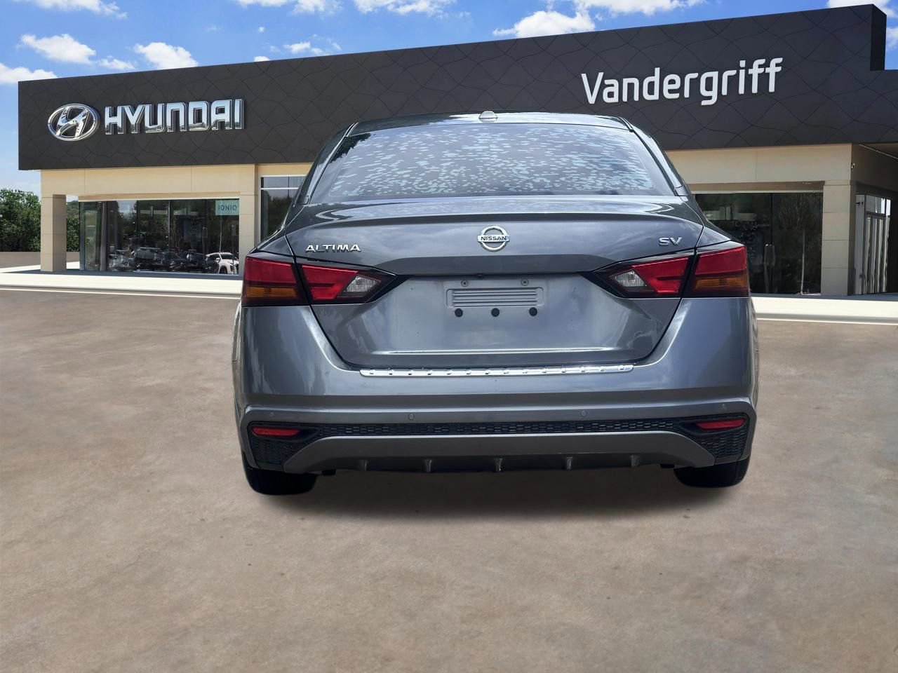 Used 2021 Nissan Altima 2.5 SV FWD image 13