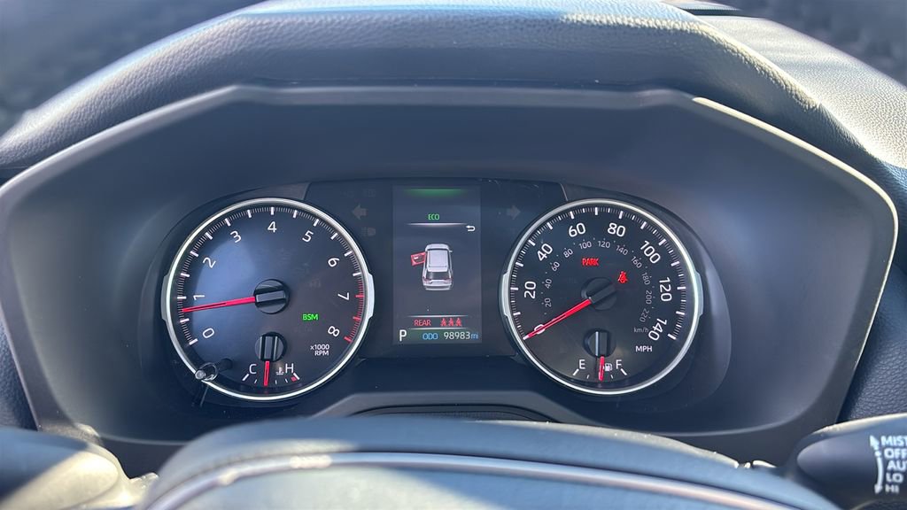 Used 2022 Toyota RAV4 XLE w/ Convenience Package image 16