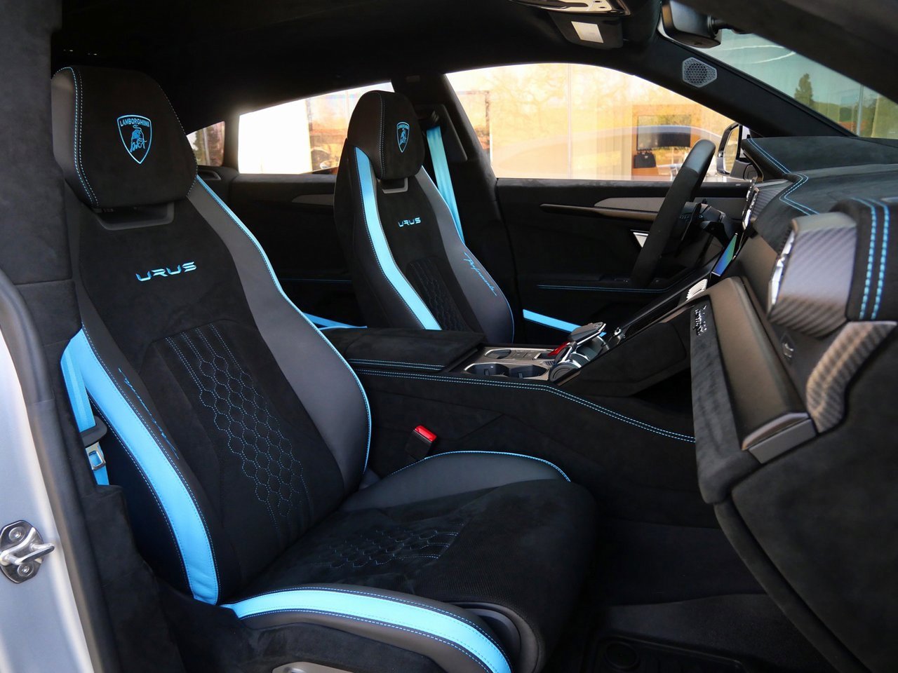 Used 2024 Lamborghini Urus Performante image 8