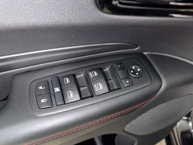 Used 2025 Dodge Durango GT image 10