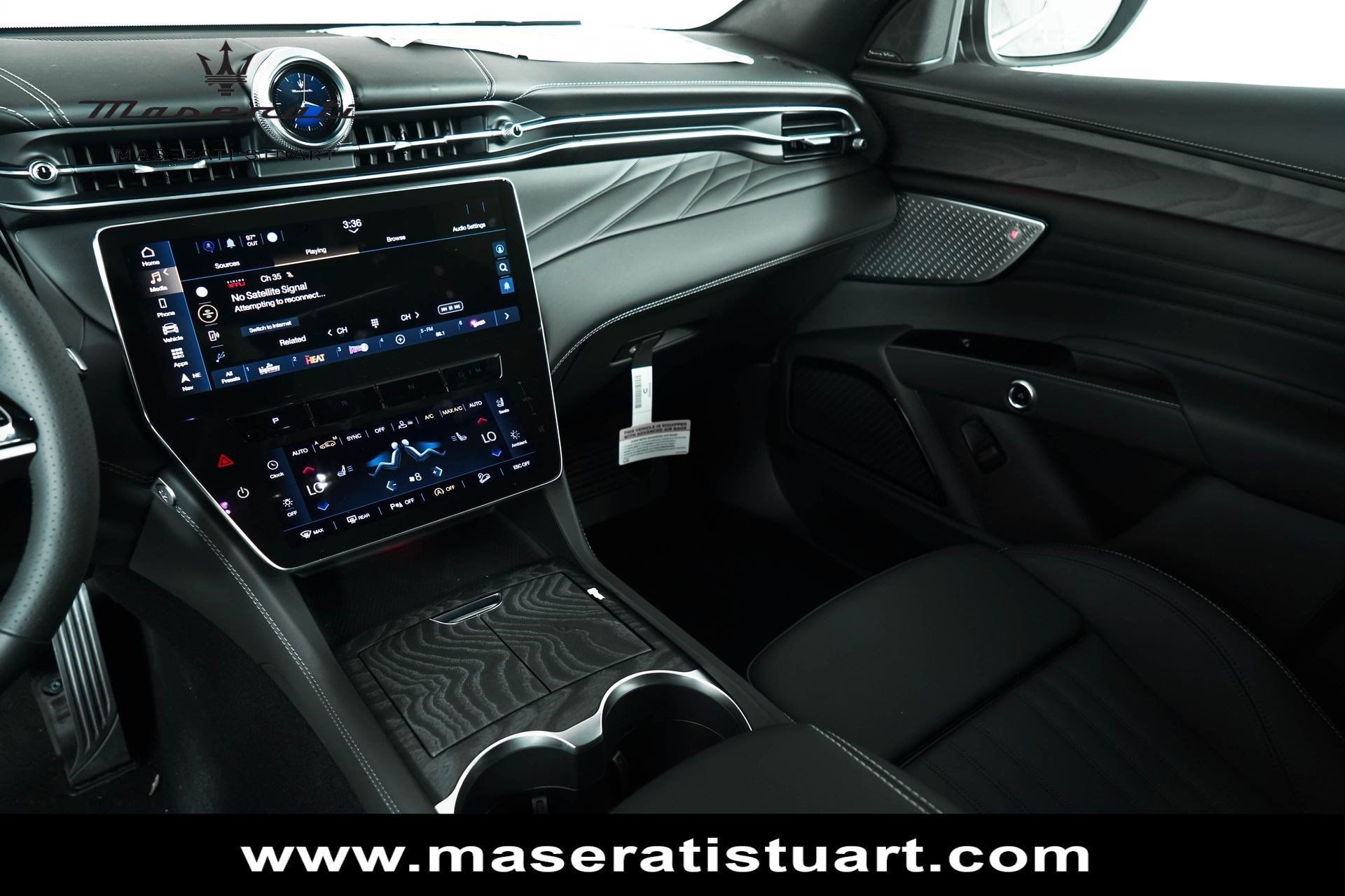 New 2025 Maserati Grecale GT image 42