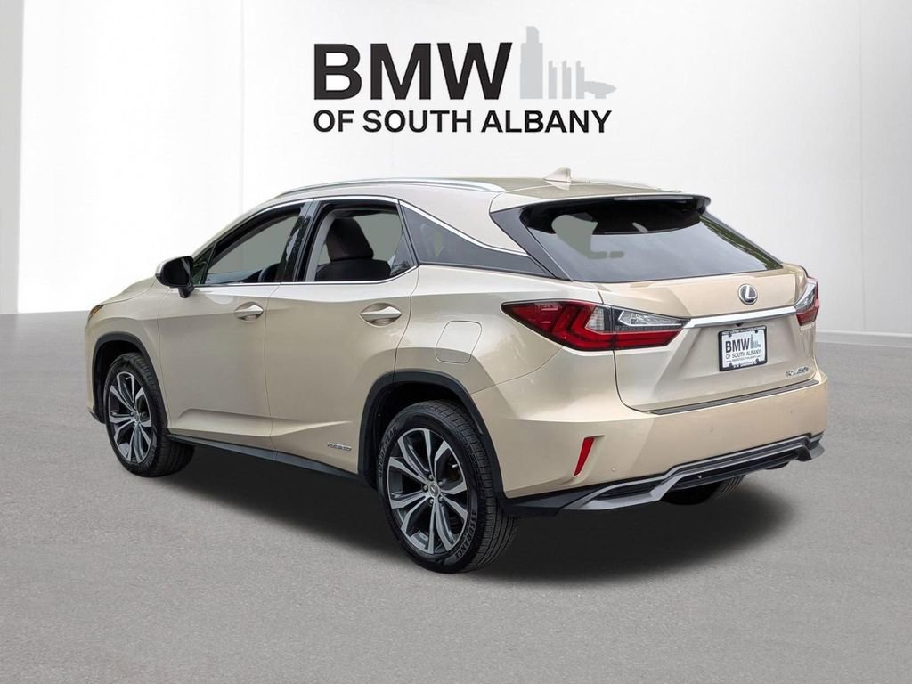 Used 2017 Lexus RX 450h AWD image 4
