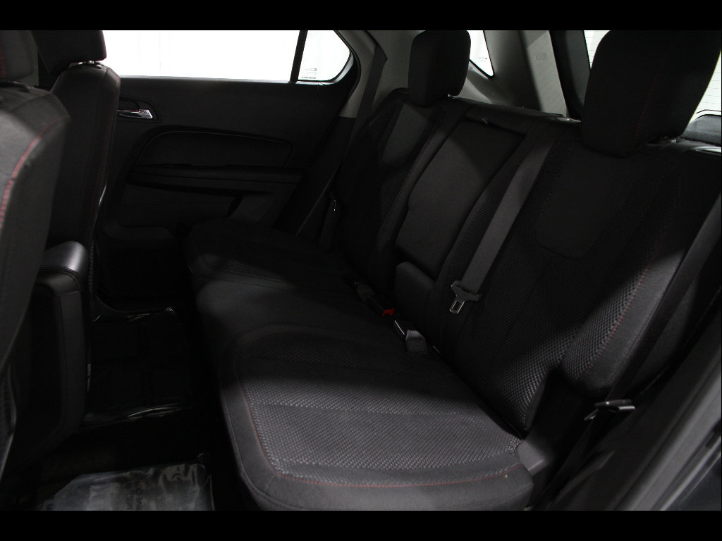 Used 2017 Chevrolet Equinox LS image 17