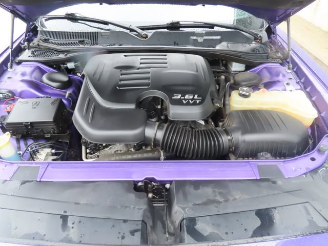 Used 2019 Dodge Challenger SXT w/ Driver Convenience Group image 13