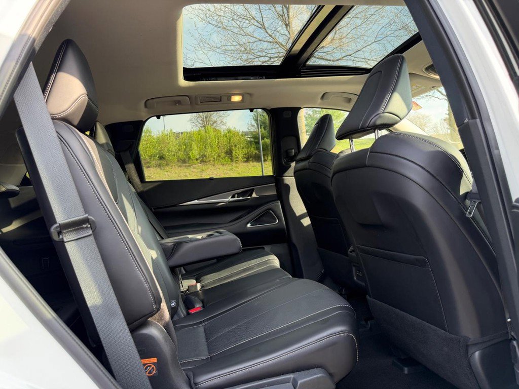 Used 2024 INFINITI QX60 Luxe w/ Vision Package image 11