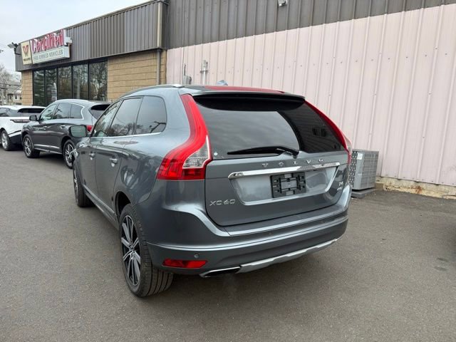 Used 2017 Volvo XC60 T6 Inscription image 9