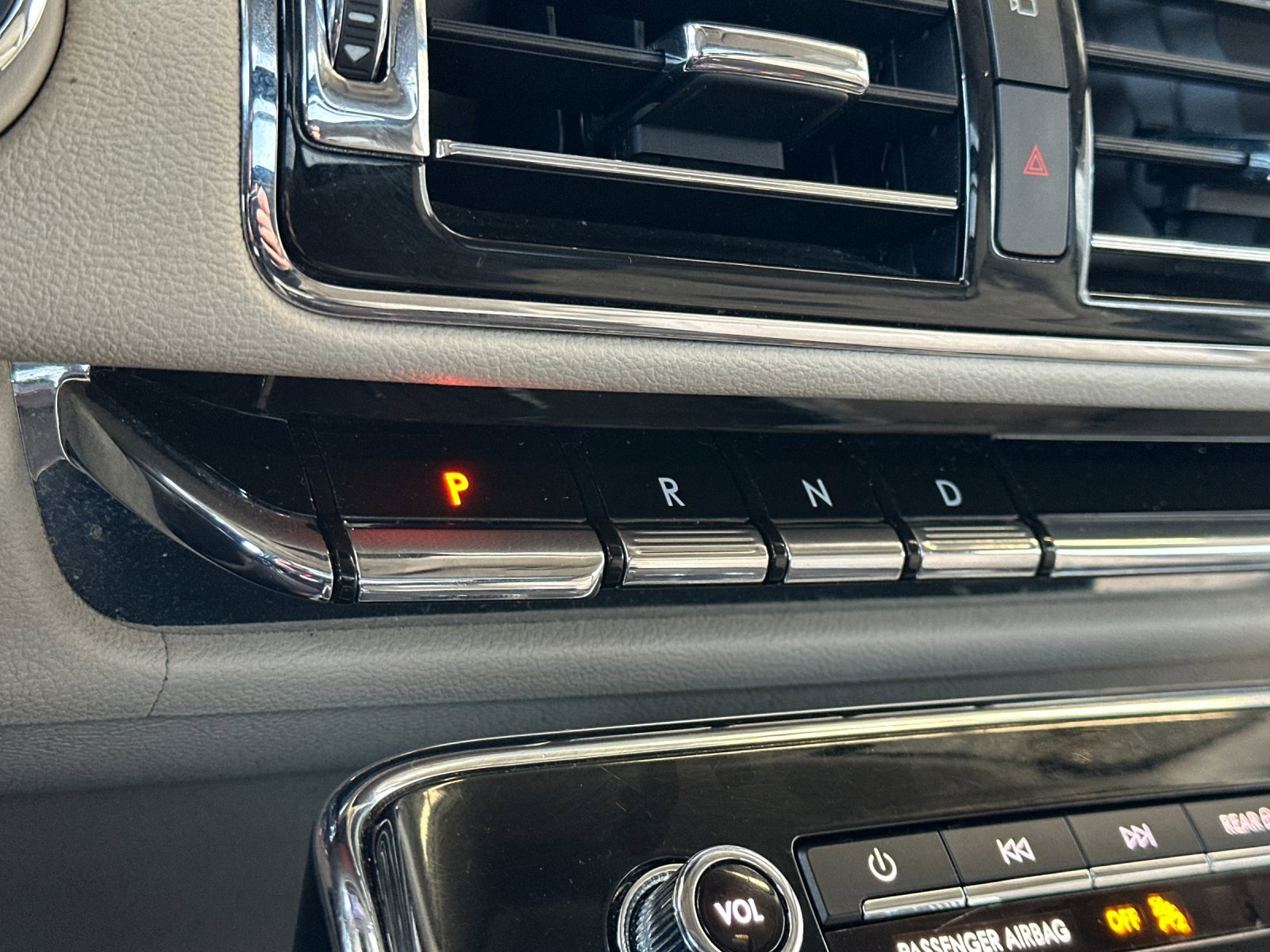 Used 2020 Lincoln Navigator L Reserve image 23