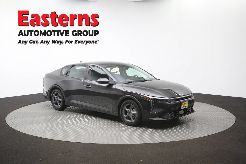 Used 2025 Kia K4 FWD image 47