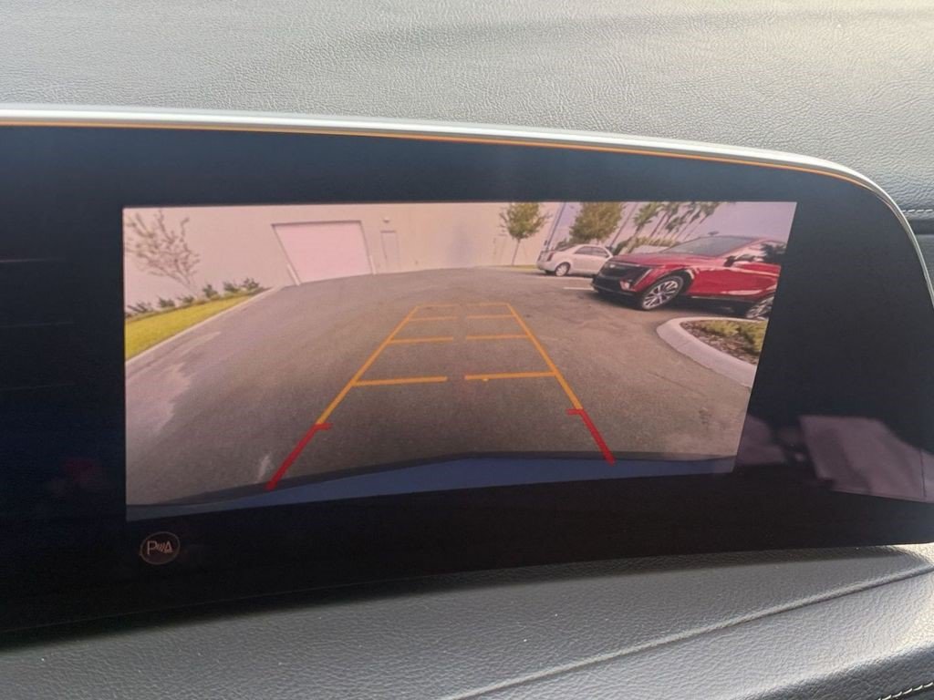 Certified 2025 Cadillac XT4 Premium Luxury FWD image 15