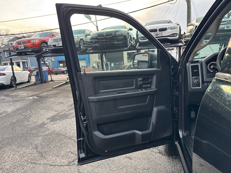 Used 2016 RAM 1500 Express image 8