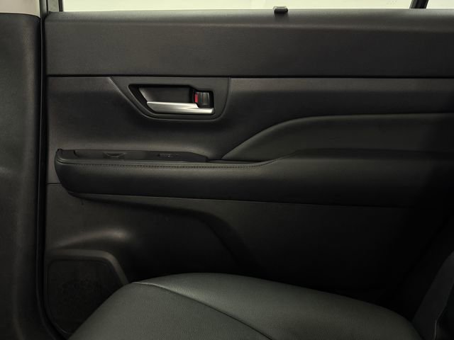 Used 2024 Toyota Grand Highlander AWD image 33