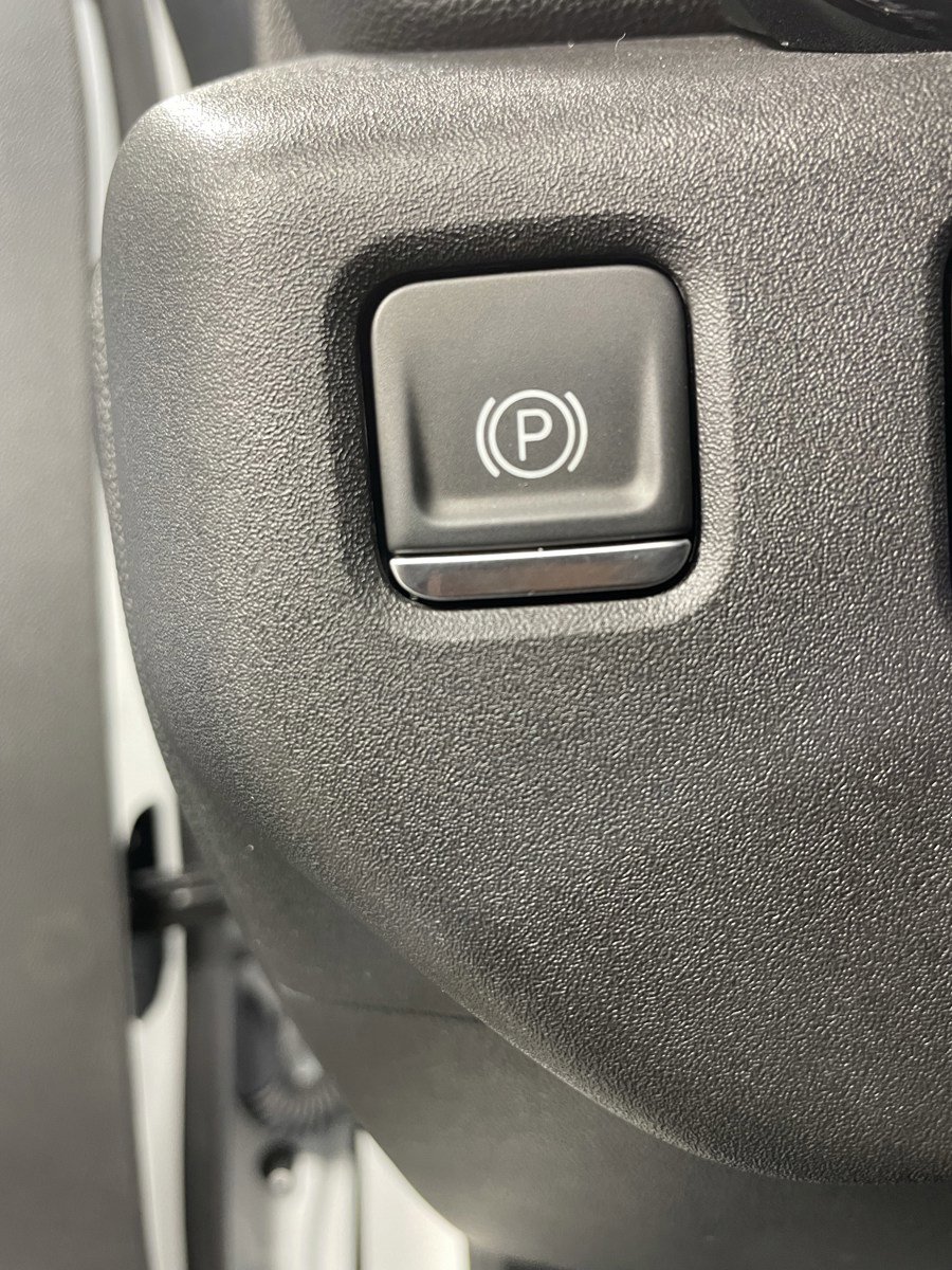 Used 2024 Chevrolet Silverado 1500 LT image 28