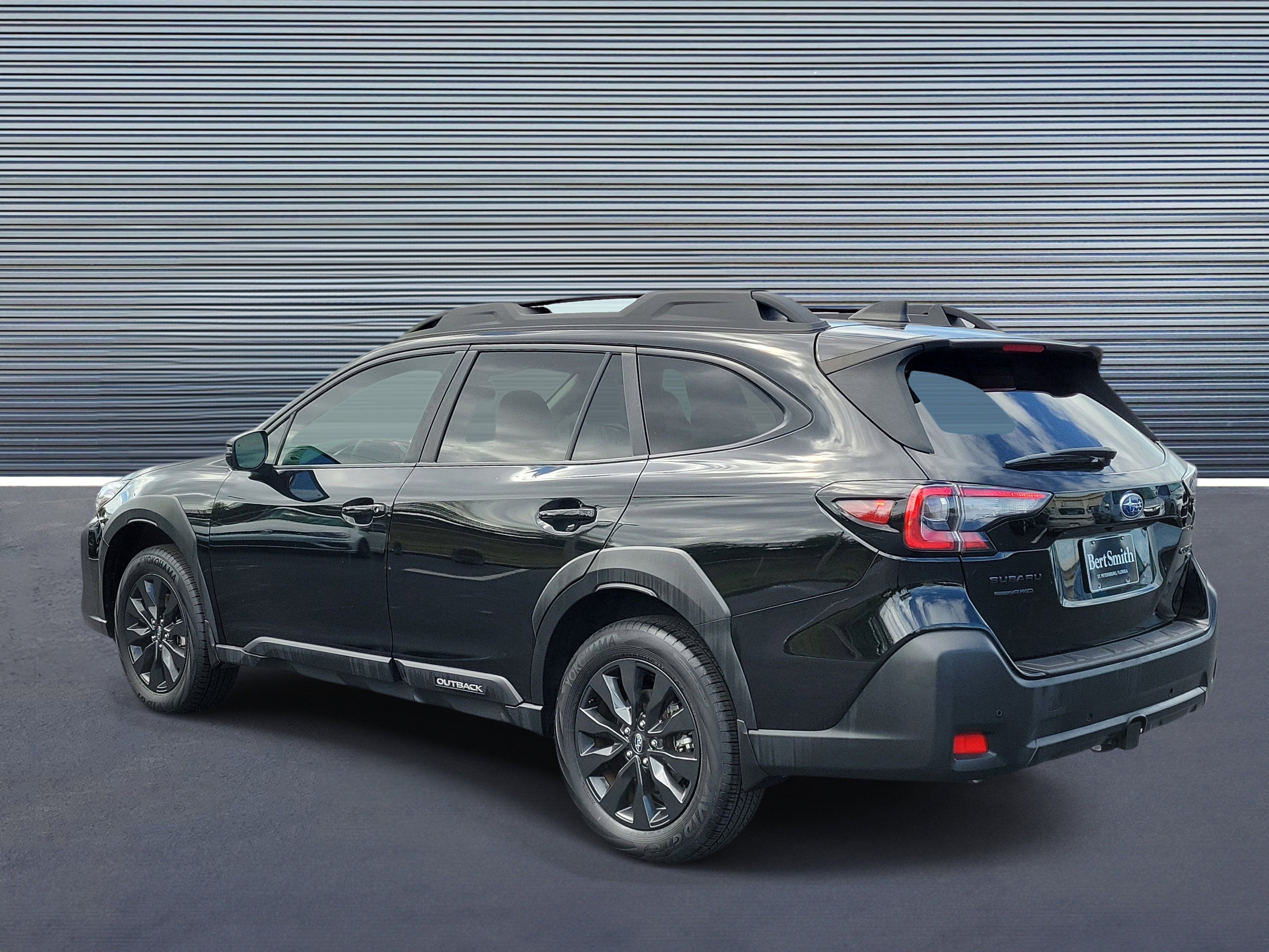Used 2024 Subaru Outback Onyx Edition XT w/ Popular Package #2 image 4