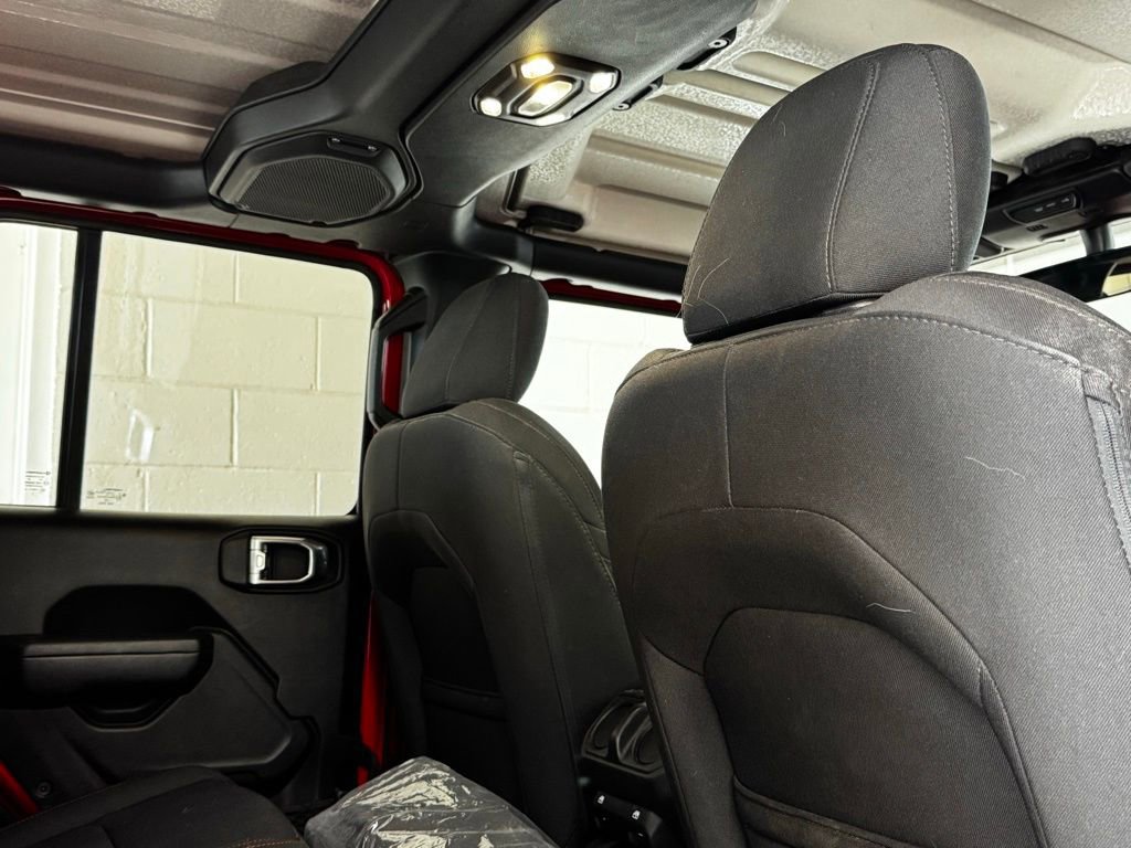 Used 2023 Jeep Gladiator Rubicon w/ Trailer Tow Package image 6