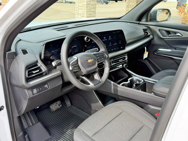 New 2026 Chevrolet Traverse LT w/ Driver Confidence Package image 15