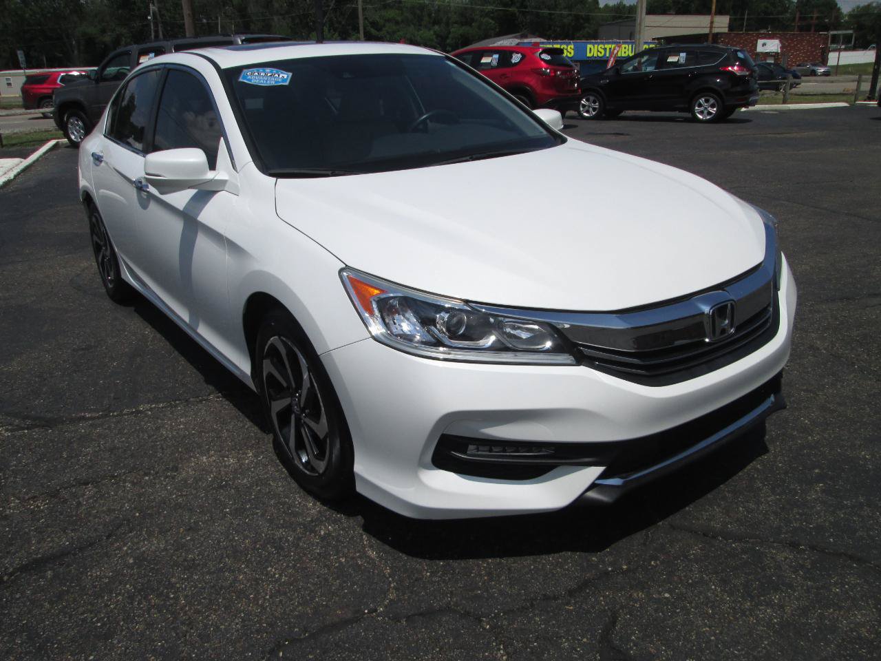 Used 2017 Honda Accord EX-L image 8