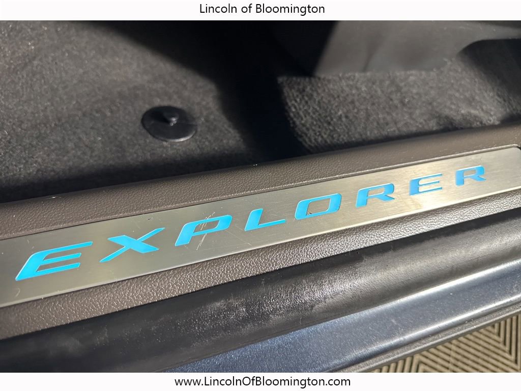Used 2022 Ford Explorer Platinum w/ Equipment Group 601A image 62