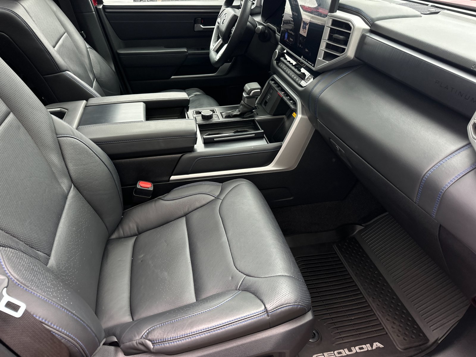 Used 2024 Toyota Sequoia Platinum AWD/4WD image 16