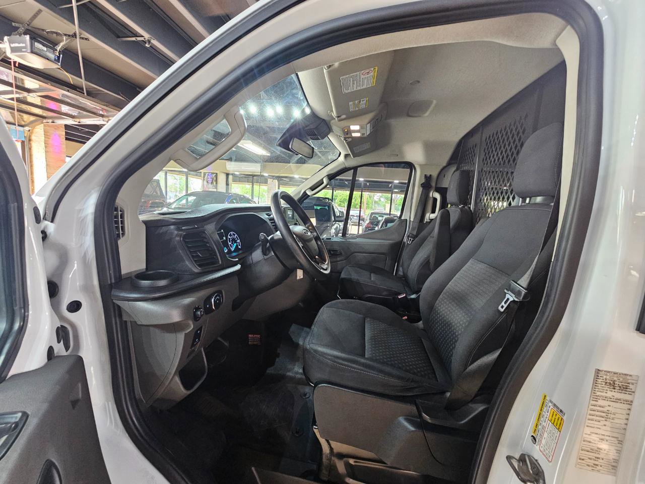 Used 2022 Ford Transit 250 Low Roof w/ Exterior Upgrade Package RWD image 20