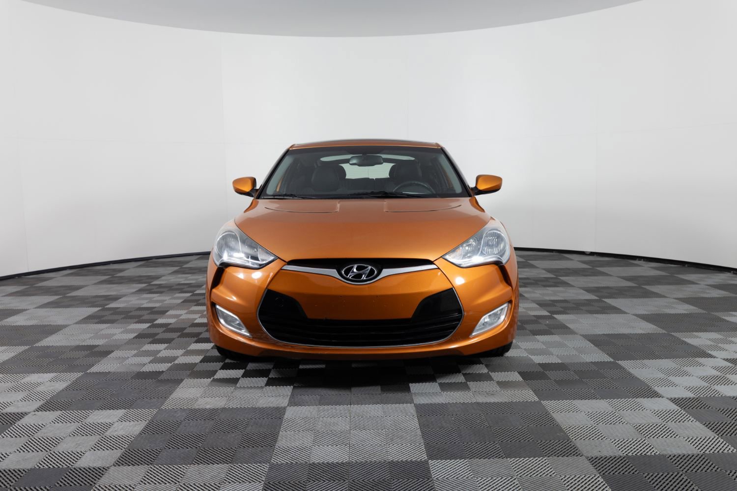 Used 2012 Hyundai Veloster w/ Style Pkg image 10