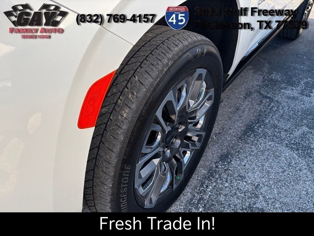 Certified 2023 GMC Yukon Denali Ultimate image 10