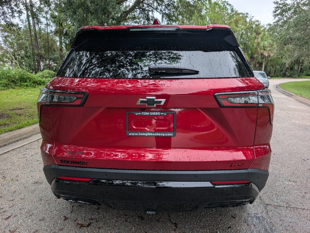 New 2027 Chevrolet Equinox RS FWD image 7
