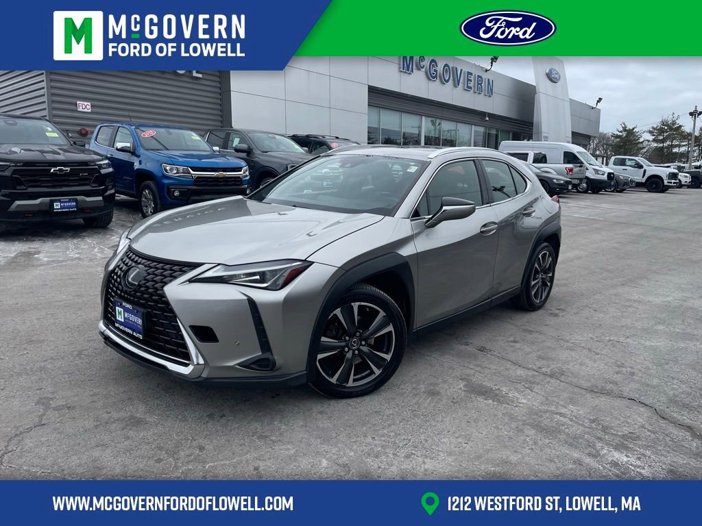 Used 2019 Lexus UX 200 w/ Premium Package image 1
