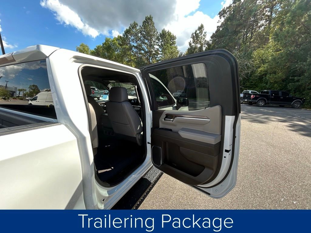 Used 2024 Chevrolet Silverado 1500 RST image 18