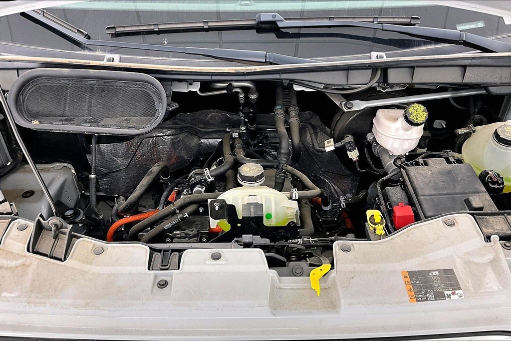 New 2023 Ford E-Transit Medium Roof RWD image 12