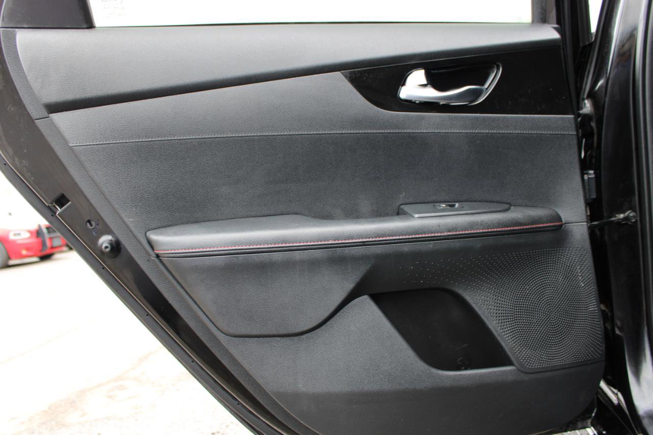 Used 2021 Kia Forte GT image 36