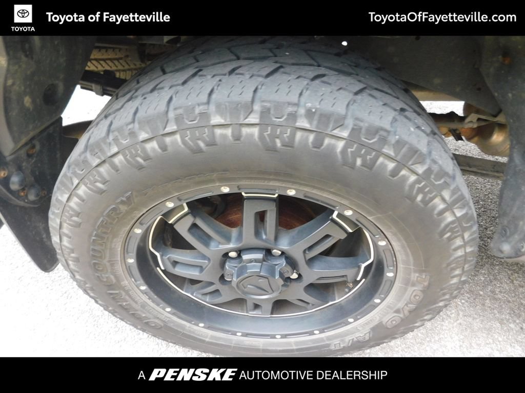 Used 2017 Toyota Tundra SR5 AWD/4WD image 7