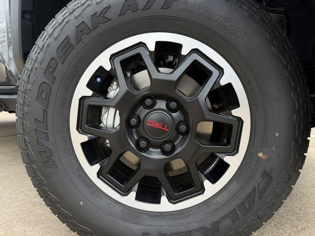 New 2026 Toyota Tacoma TRD Off-Road AWD/4WD image 11