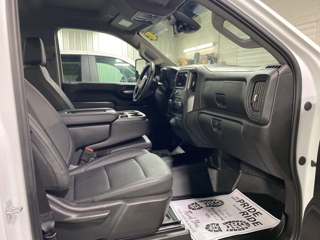 Used 2025 Chevrolet Silverado 2500 W/T w/ WT Convenience Package image 10
