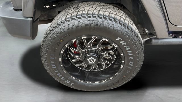 Used 2018 Jeep Wrangler Unlimited Altitude image 27