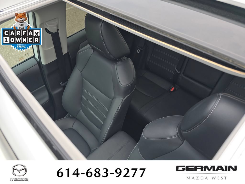 Used 2025 Toyota RAV4 XLE Premium w/ Weather Package AWD/4WD image 23