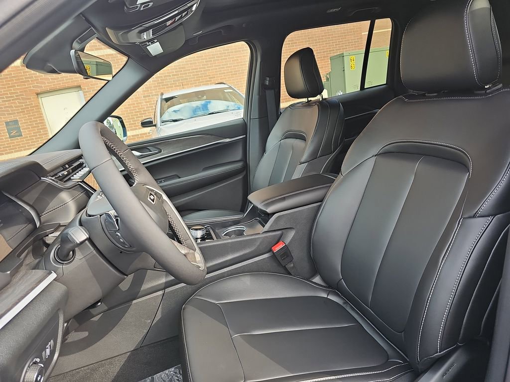 New 2025 Jeep Grand Cherokee Limited w/ Trailer Tow Package image 15