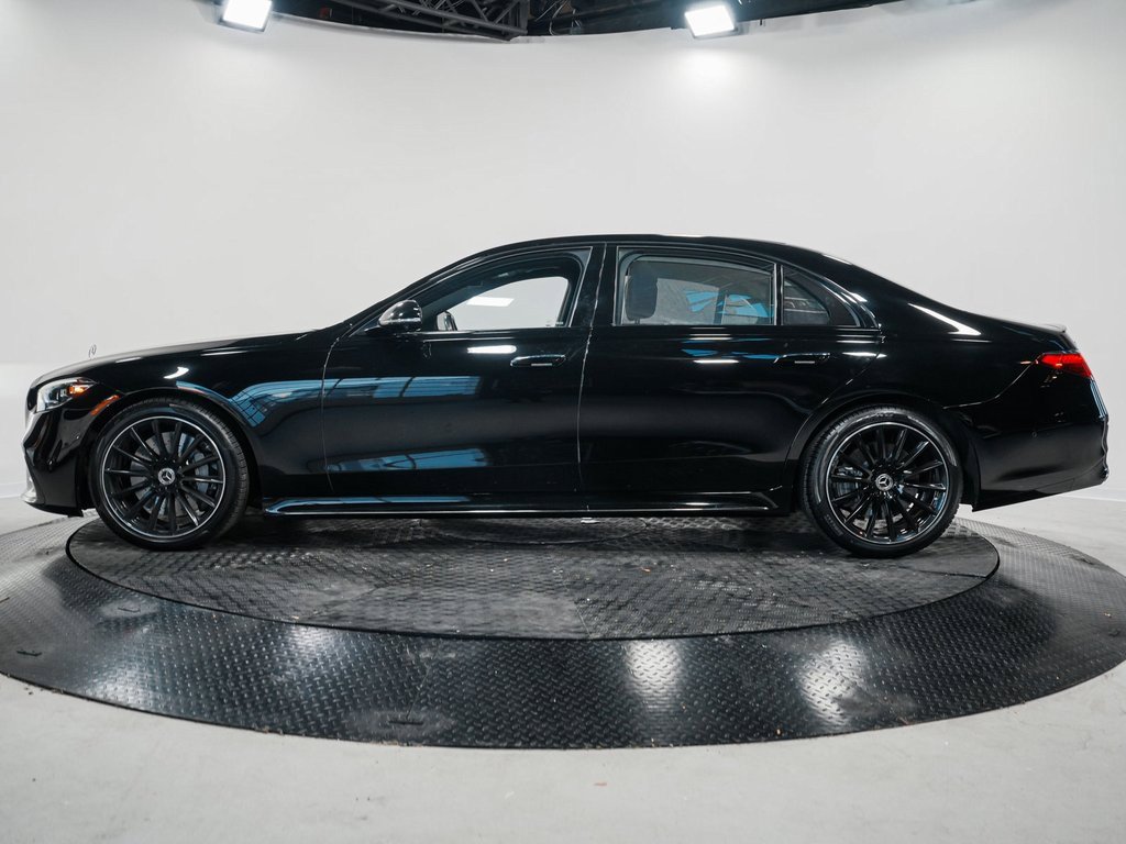 Used 2023 Mercedes-Benz S 580 4MATIC Sedan image 4