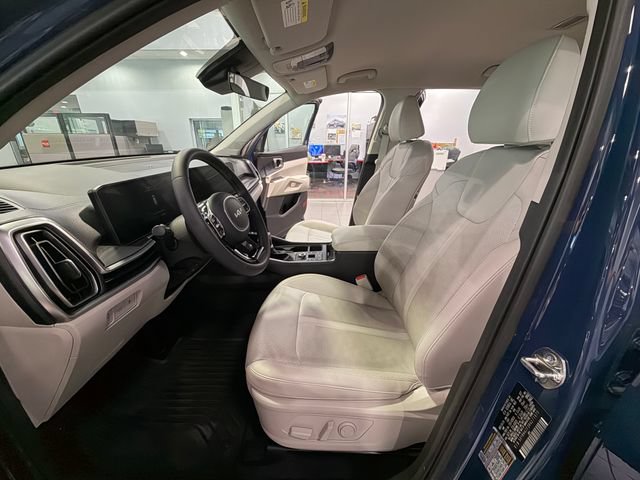 Used 2024 Kia Sorento EX FWD image 11