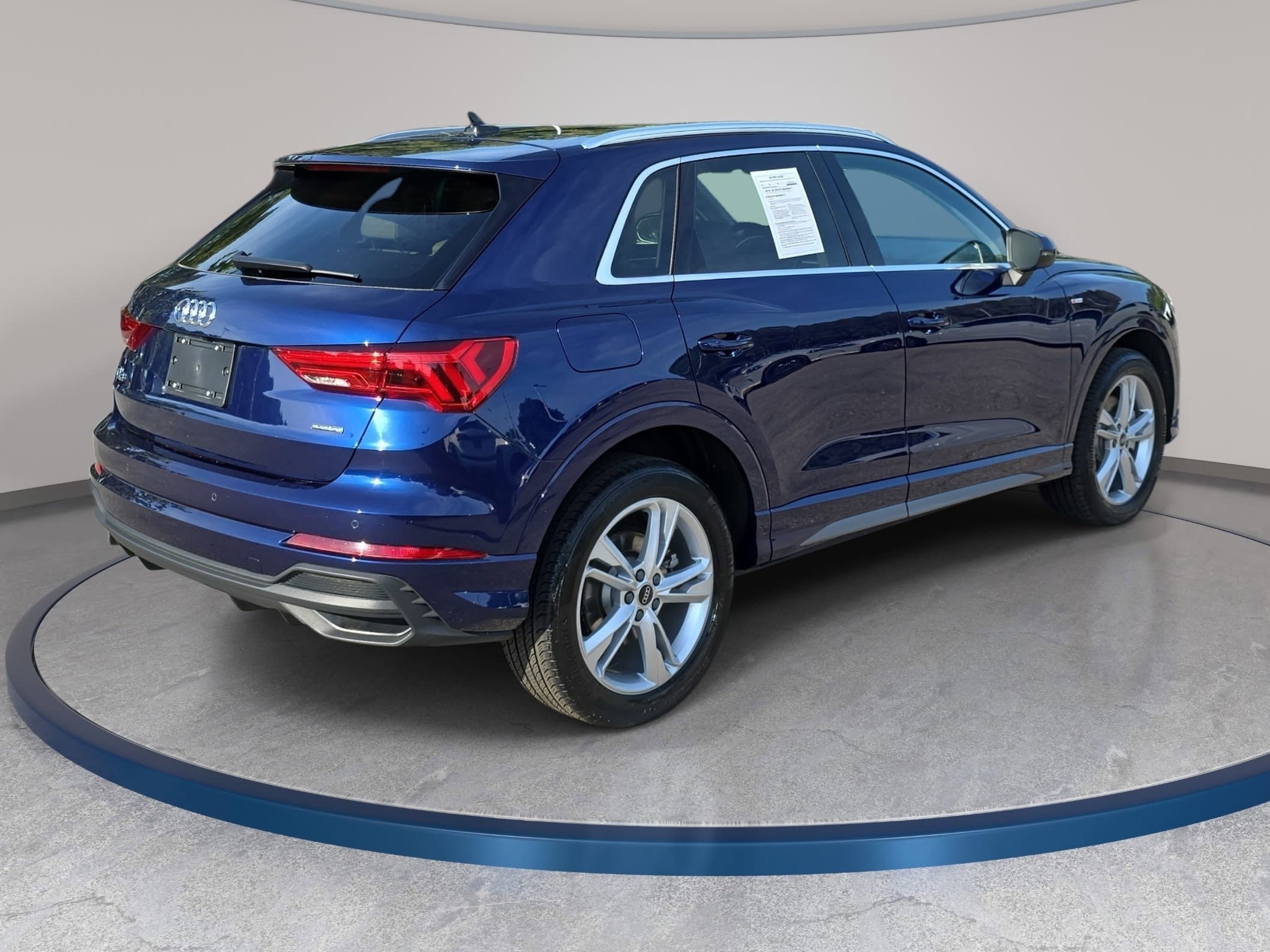 Used 2024 Audi Q3 2.0T Premium Plus image 5