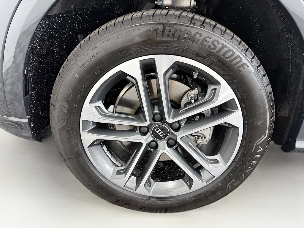 Used 2025 Audi Q5 Premium Plus w/ Premium Plus AWD/4WD image 30