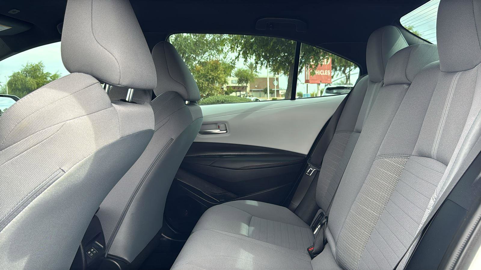 Certified 2025 Toyota Corolla SE w/ Convenience Package image 25