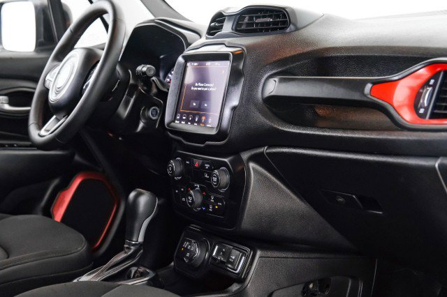 Used 2023 Jeep Renegade Trailhawk image 22