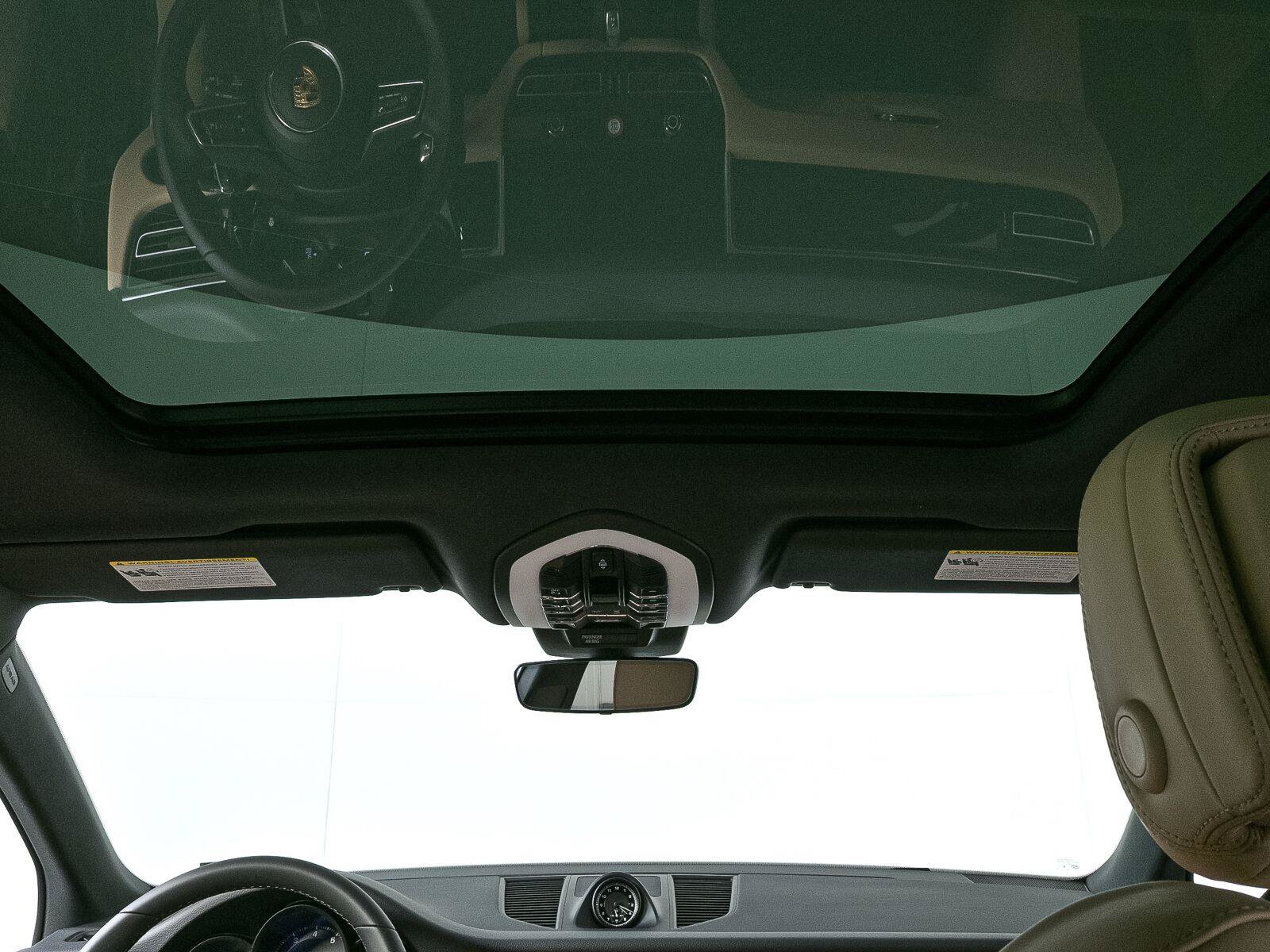 New 2026 Porsche Macan Turbo AWD/4WD image 18
