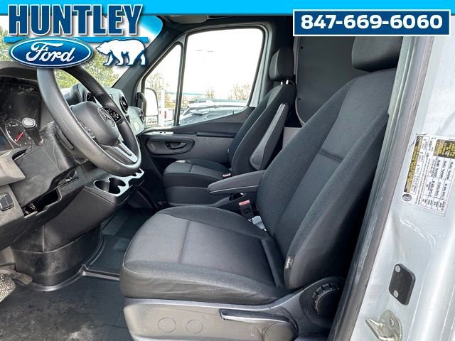 Used 2023 Mercedes-Benz Sprinter 2500 image 15