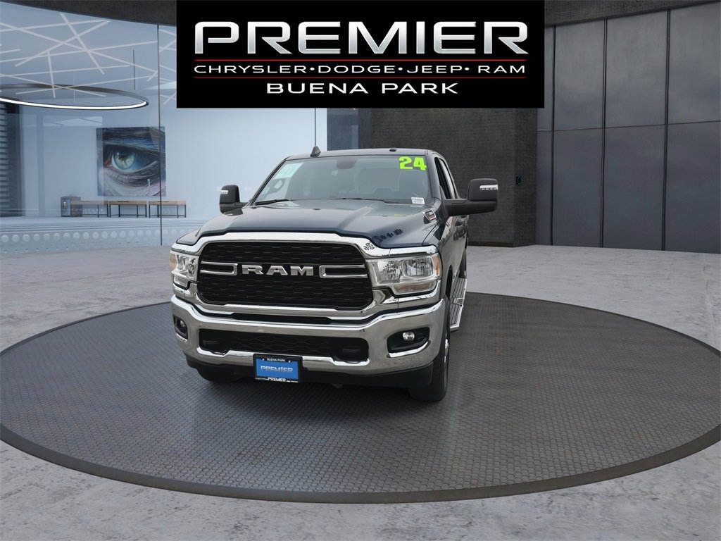 Used 2024 RAM 2500 Big Horn w/ Bed Utility Group image 3