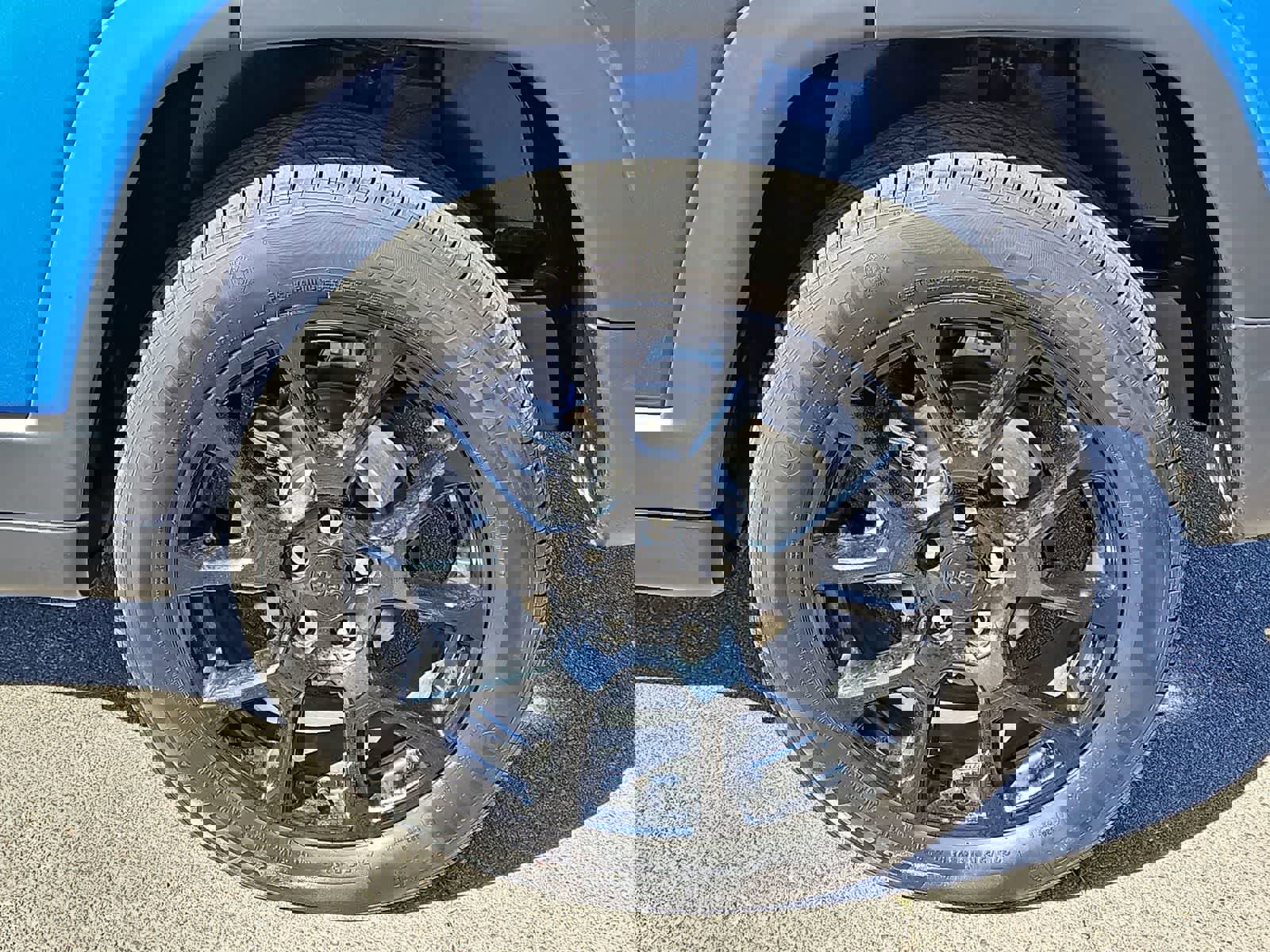 Used 2024 Jeep Compass Latitude w/ Convenience Group image 14