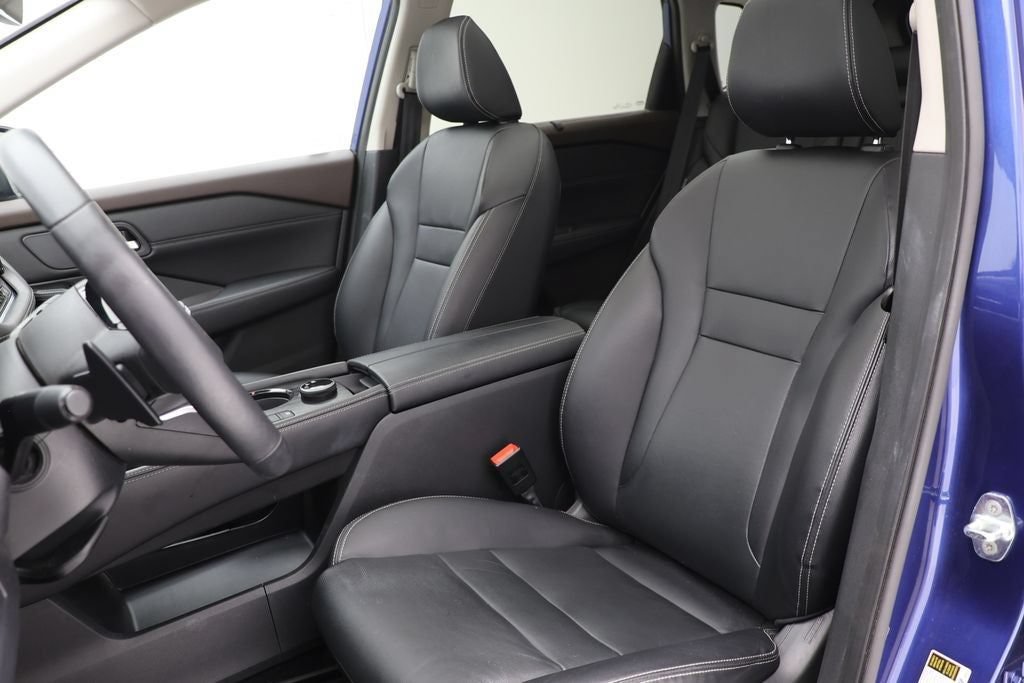 Used 2023 Nissan Rogue SL w/ SL Premium Package AWD/4WD image 16